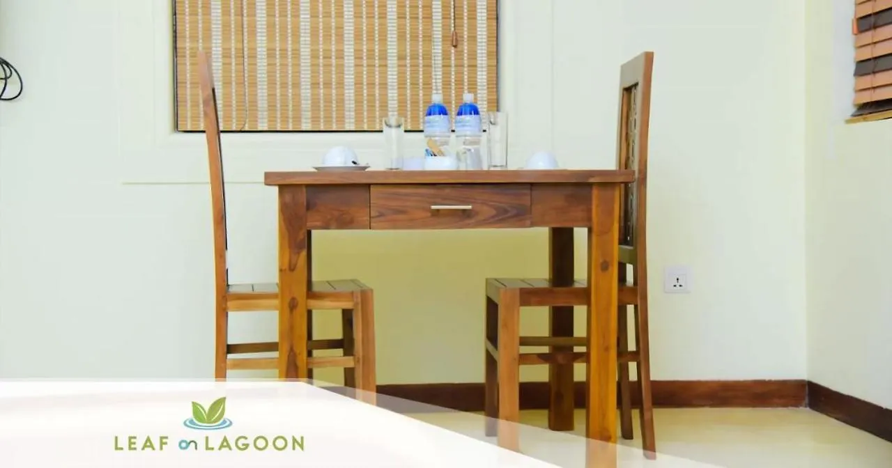 Hotel Leaf On Lagoon Negombo 3*,